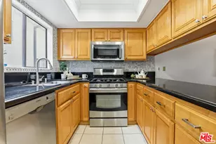 11952 Darlington Ave, Los Angeles, CA 90049 - Photo 11