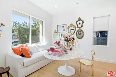 8308 McConnell Ave, Los Angeles, CA 90045 - Photo 23