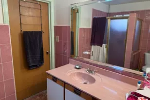 3284 Cherokee Ave, South Gate, CA 90280 - Photo 31