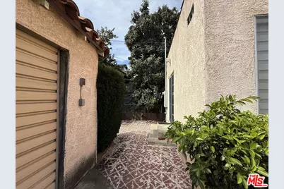 3284 Cherokee Ave, South Gate, CA 90280 - Photo 47