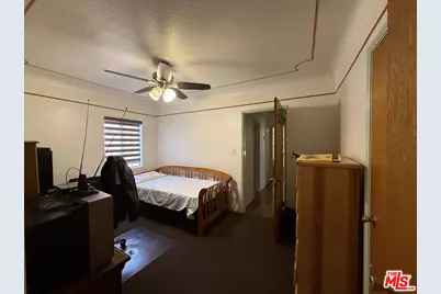 3284 Cherokee Ave, South Gate, CA 90280 - Photo 19