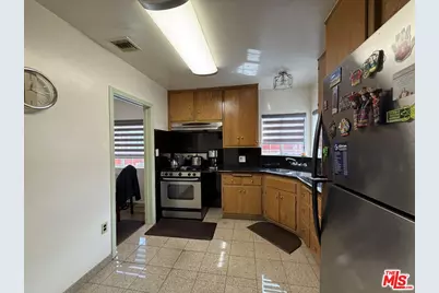 3284 Cherokee Ave, South Gate, CA 90280 - Photo 19