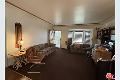 3284 Cherokee Ave, South Gate, CA 90280 - Photo 7