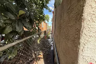 3284 Cherokee Ave, South Gate, CA 90280 - Photo 45