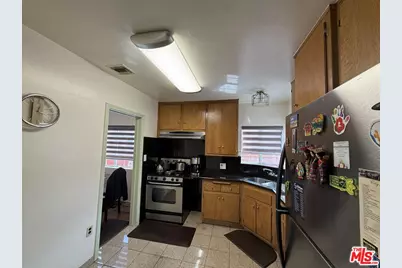 3284 Cherokee Ave, South Gate, CA 90280 - Photo 17