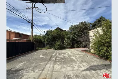 3284 Cherokee Ave, South Gate, CA 90280 - Photo 39