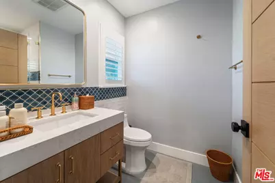 4731 Deseret Dr, Woodland Hills, CA 91364 - Photo 37