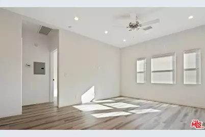 846 N Sycamore Ave, Los Angeles, CA 90038 - Photo 9