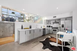 803 Wilcox Ave, Los Angeles, CA 90038 - Photo 11