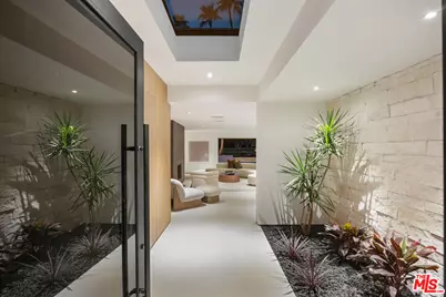 483 E Santiago Way, Palm Springs, CA 92264 - Photo 7