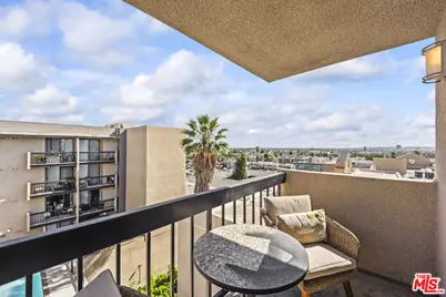 7320 Hawthorn Ave #401, Los Angeles, CA 90046 - Photo 7