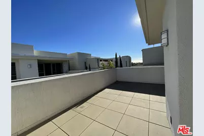 5552 Palm Dr, Hawthorne, CA 90250 - Photo 27