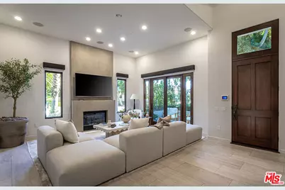 861 20th St #1, Santa Monica, CA 90403 - Photo 5