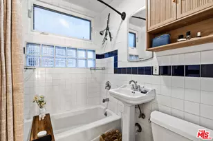 225 Carroll Canal, Venice, CA 90291 - Photo 15