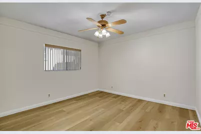 6264 Mosley Ave, Los Angeles, CA 90056 - Photo 11