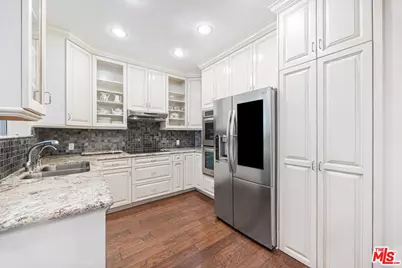 4949 Genesta Ave #201, Encino, CA 91316 - Photo 15