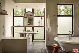 8882 Lookout Mountain Ave, Los Angeles, CA 90046 - Photo 9