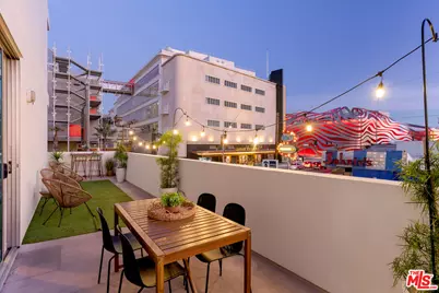 637 S Fairfax Ave #202, Los Angeles, CA 90036 - Photo 35