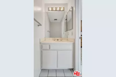 10926 Moorpark St #13, North Hollywood, CA 91602 - Photo 5