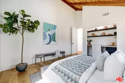 2506 Zorada Dr, Los Angeles, CA 90046 - Photo 21