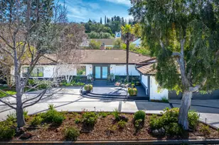 16012 Meadowcrest Rd, Sherman Oaks, CA 91403 - Photo 5