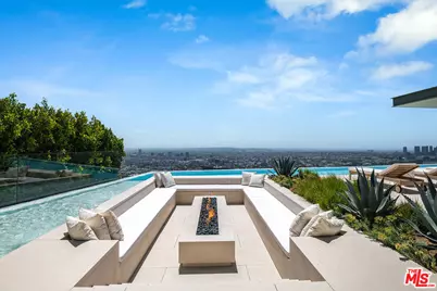 9016 Thrasher Ave, Los Angeles, CA 90069 - Photo 37