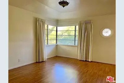 10817 Lindbrook Dr, Los Angeles, CA 90024 - Photo 9