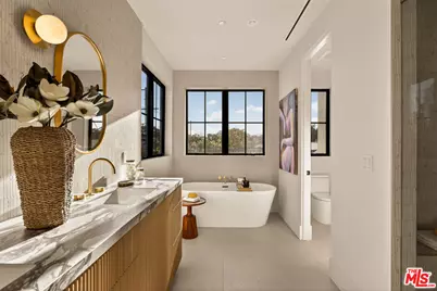 11500 Kingsland St, Los Angeles, CA 90066 - Photo 23