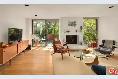 859 S Bundy Dr, Los Angeles, CA 90049 - Photo 1