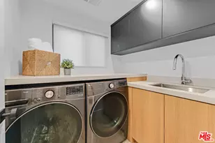 11583 Sunshine Terrace, Studio City, CA 91604 - Photo 37