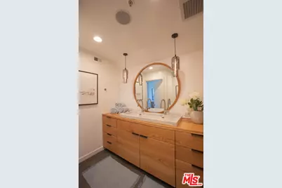 1212 Ocean Park Blvd #16, Santa Monica, CA 90405 - Photo 21