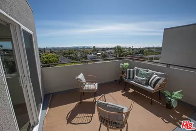 1212 Ocean Park Blvd #16, Santa Monica, CA 90405 - Photo 13