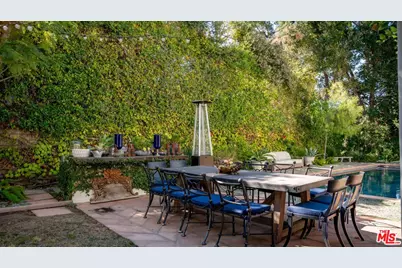 11662 Duque Dr, Studio City, CA 91604 - Photo 45