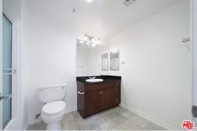 629 Traction Ave #511, Los Angeles, CA 90013 - Photo 17