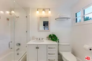 9540 Dalegrove Dr, Beverly Hills, CA 90210 - Photo 33