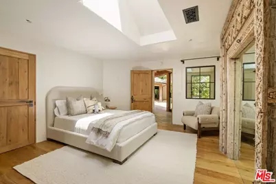 3099 Mandeville Canyon Rd, Los Angeles, CA 90049 - Photo 33