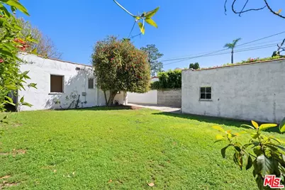 704 17th St, Santa Monica, CA 90402 - Photo 33