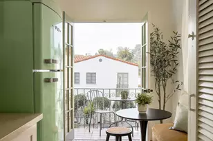 2166 Beachwood Terrace, Los Angeles, CA 90068 - Photo 15