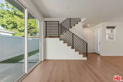 8730 Etiwanda Ave, Northridge, CA 91325 - Photo 19