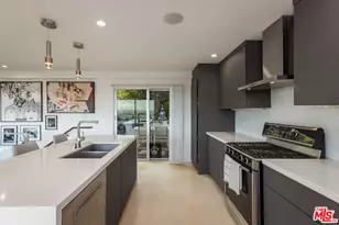 8171 Mannix Dr, Los Angeles, CA 90046 - Photo 15