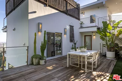 8171 Mannix Dr, Los Angeles, CA 90046 - Photo 31