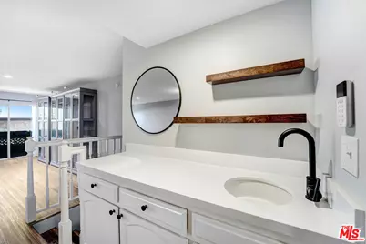 4415 Saugus Ave #209, Sherman Oaks, CA 91403 - Photo 15