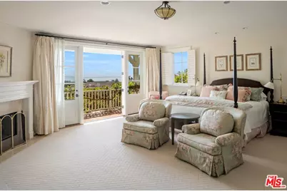 1667 Amalfi Dr, Pacific Palisades, CA 90272 - Photo 29