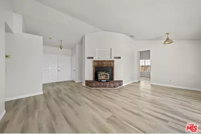 12953 Sundown Rd, Victorville, CA 92392 - Photo 7