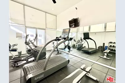 999 N Doheny Dr #408, West Hollywood, CA 90069 - Photo 19