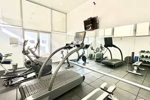 999 N Doheny Dr, West Hollywood, CA 90069 - Photo 19