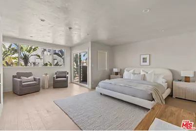 18 Voyage St, Marina del Rey, CA 90292 - Photo 15