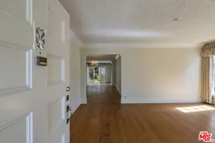 246 N Irving Blvd, Los Angeles, CA 90004 - Photo 3