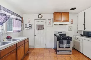 1523 E Vernon Ave, Los Angeles, CA 90011 - Photo 3