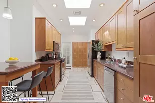855 N Sweetzer Ave, West Hollywood, CA 90069 - Photo 11